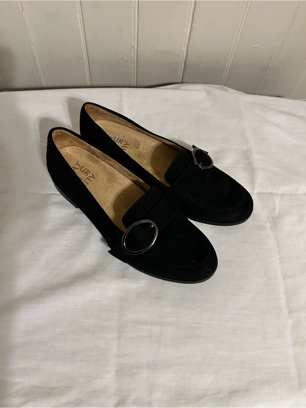 Naturalizer Mina Black Faux Suede Buckle Loafers/6.5/EUC